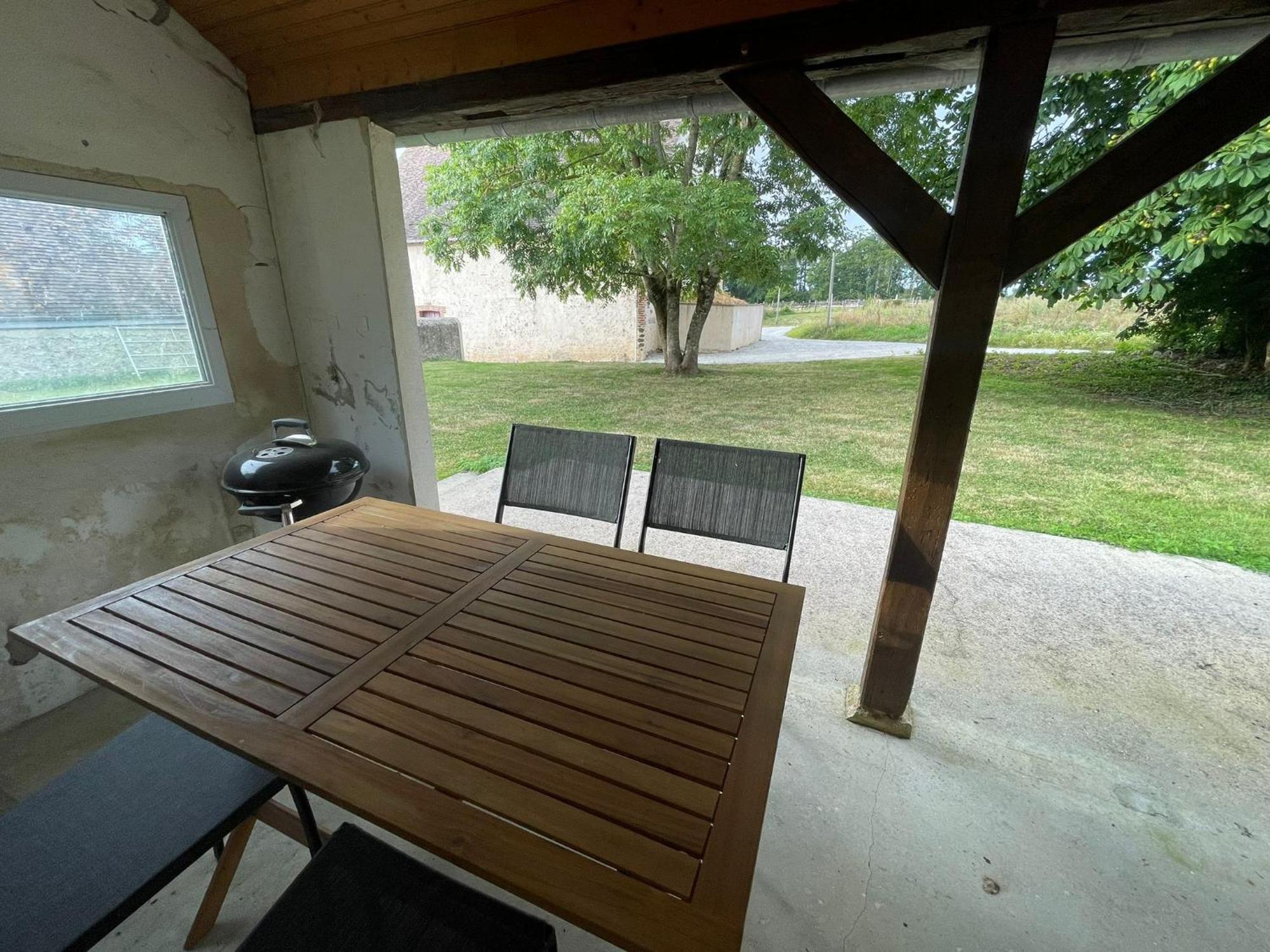 Gites Du Country Club R&S La Puisaye Exterior foto